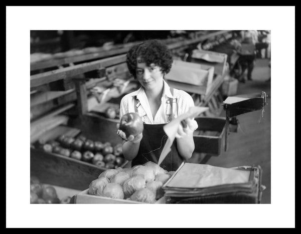 Packing Apples, 1921